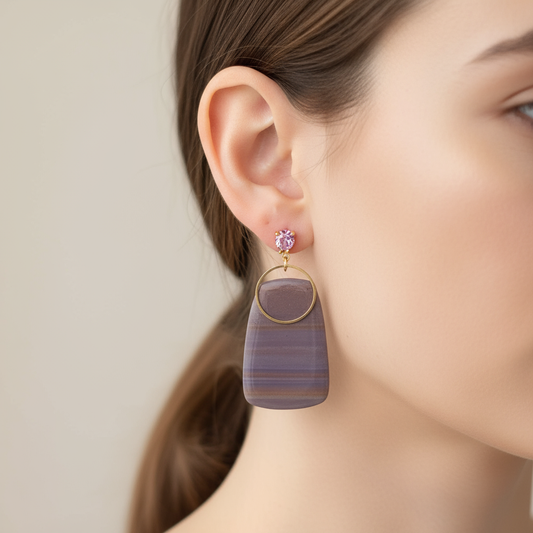 Brinco Folha na Orelha - Perfil