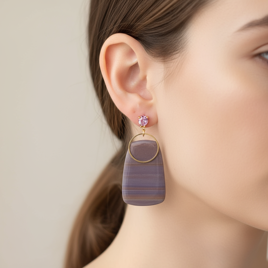 Brinco Folha na Orelha - Perfil