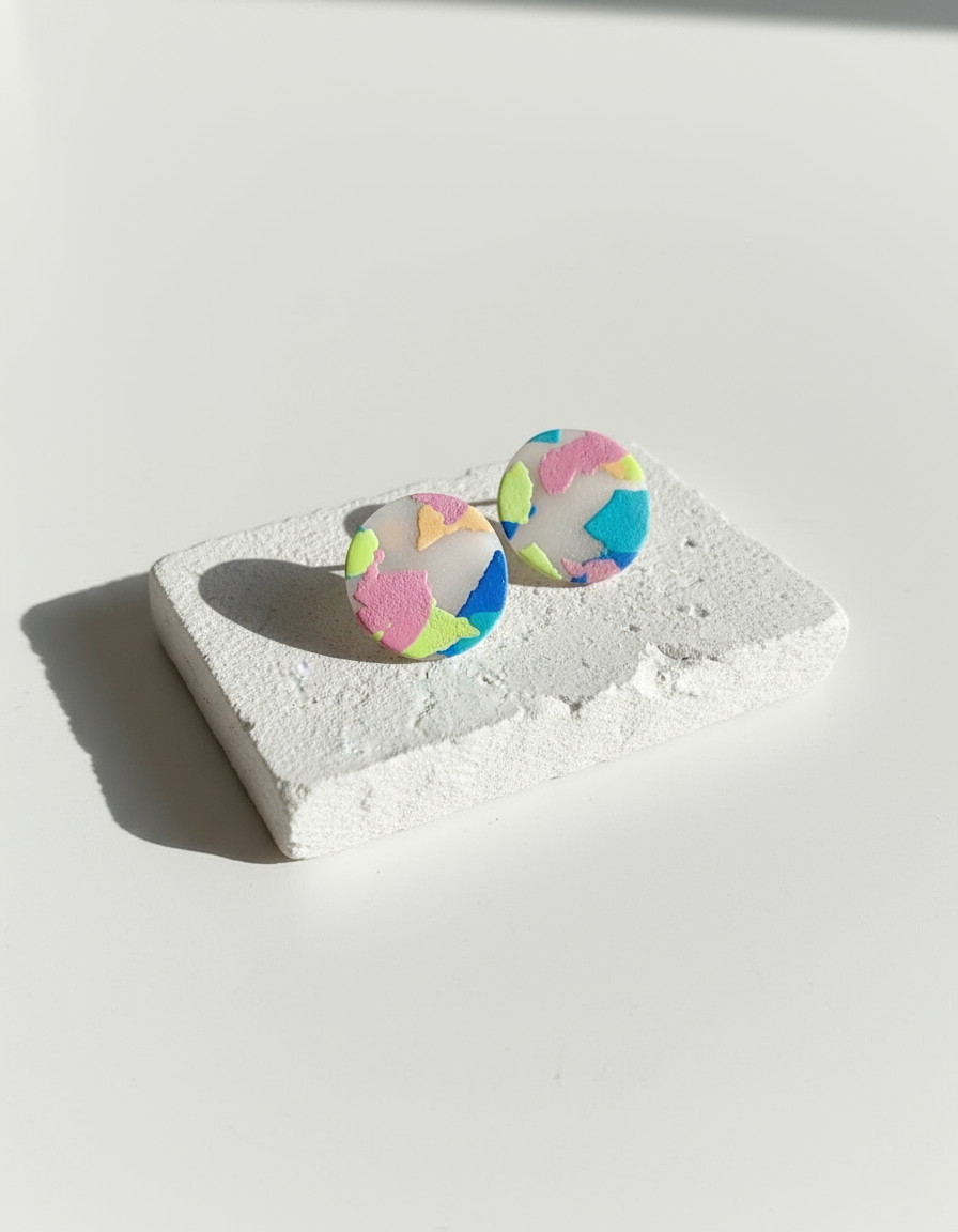 Brincos polymer clay em pedra pequena